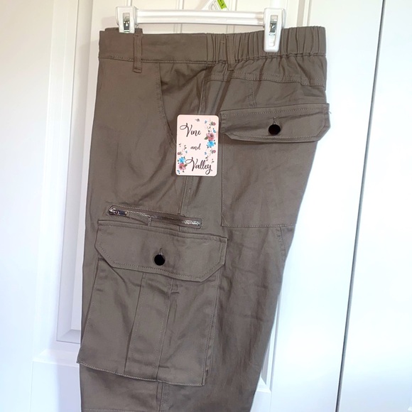 Vine and Valley Quality Utility Pants - Picture 2 of 8
